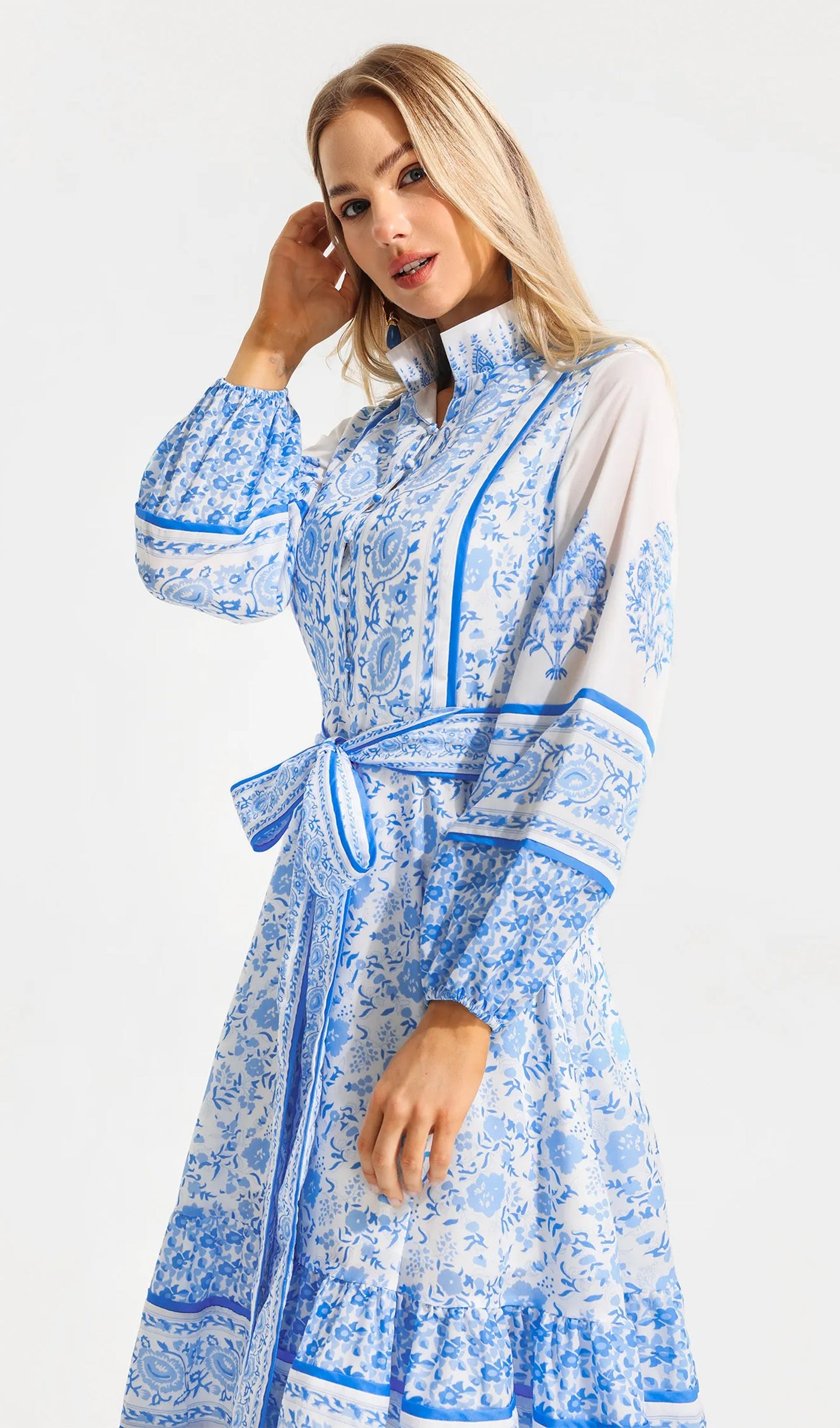 Çiçekli Puf Kollu Fit ve Flare Midi Elbise