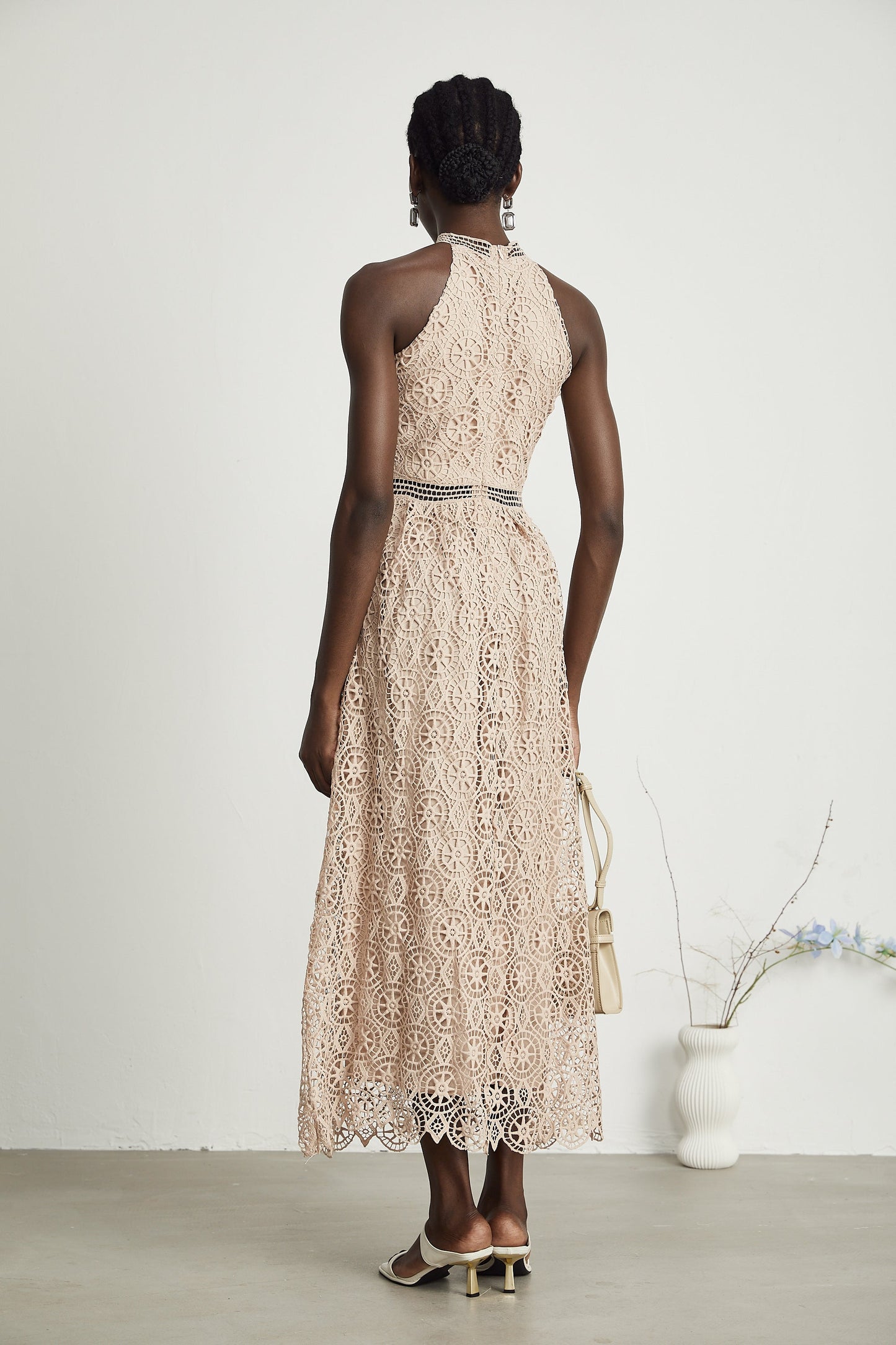 Ela Cut-Out Fitted Midi Elbise