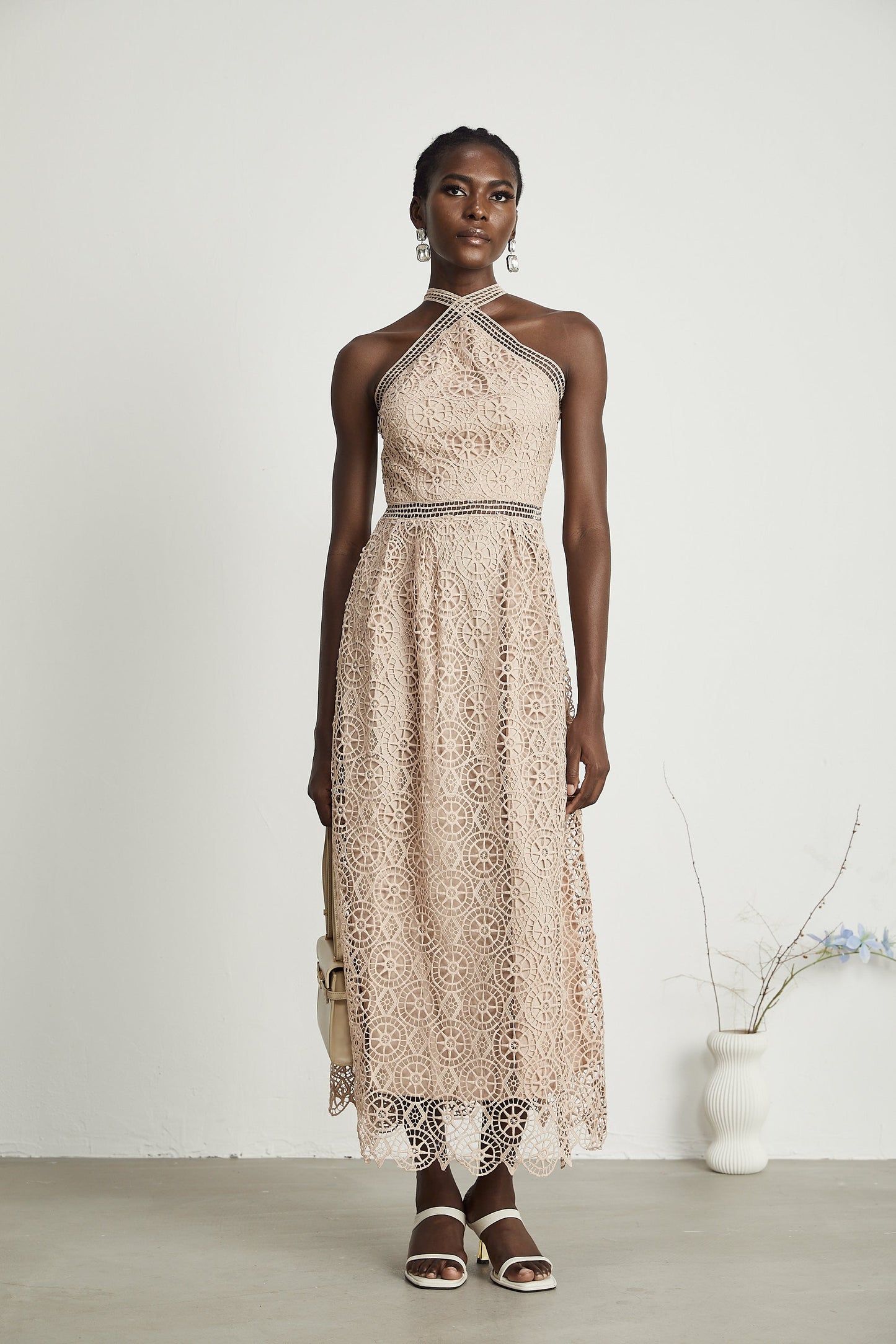 Ela Cut-Out Fitted Midi Elbise