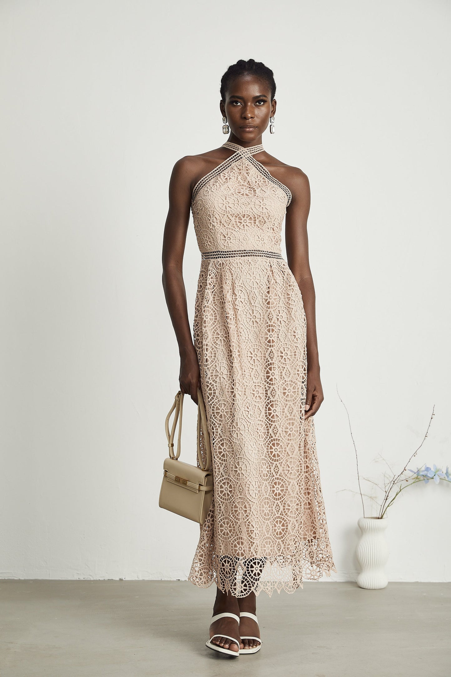 Ela Cut-Out Fitted Midi Elbise