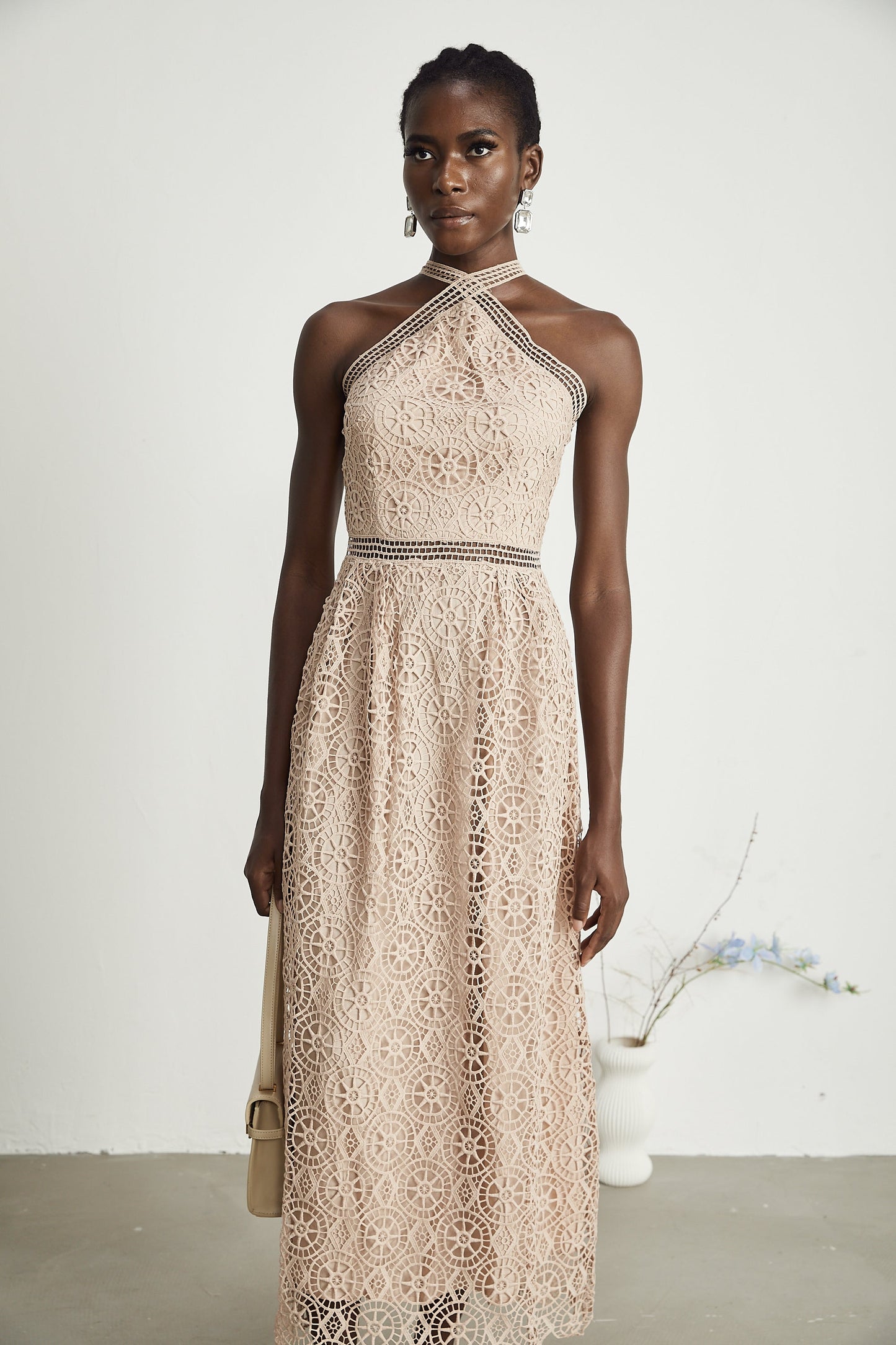Ela Cut-Out Fitted Midi Elbise