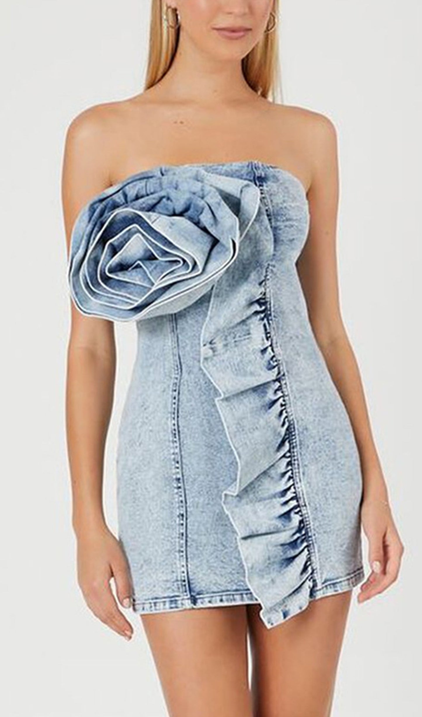 Çiçekli Omuzları Açık Denim Mini Elbise