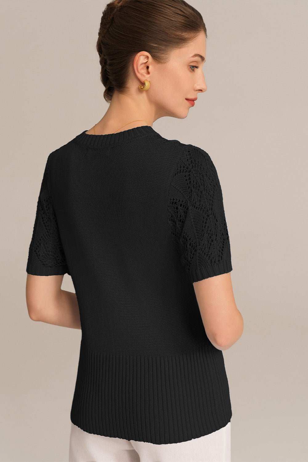 Delikli Kısa Kol Bisiklet Yaka Düğmeli Örme Hırka - Siyah