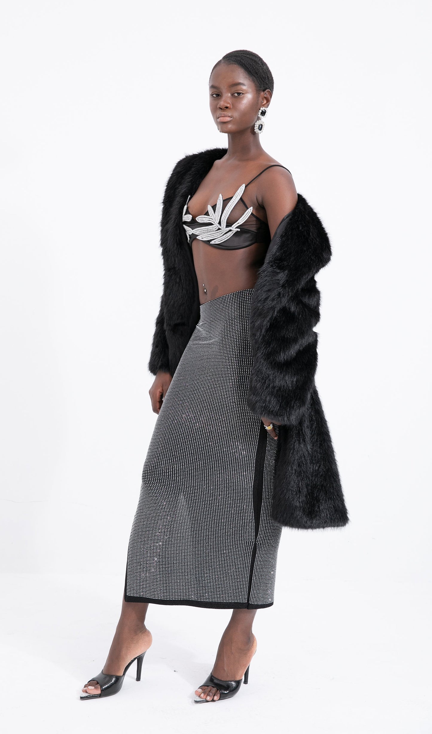 Gümüş Tonlu Boncuklu Midi Etek