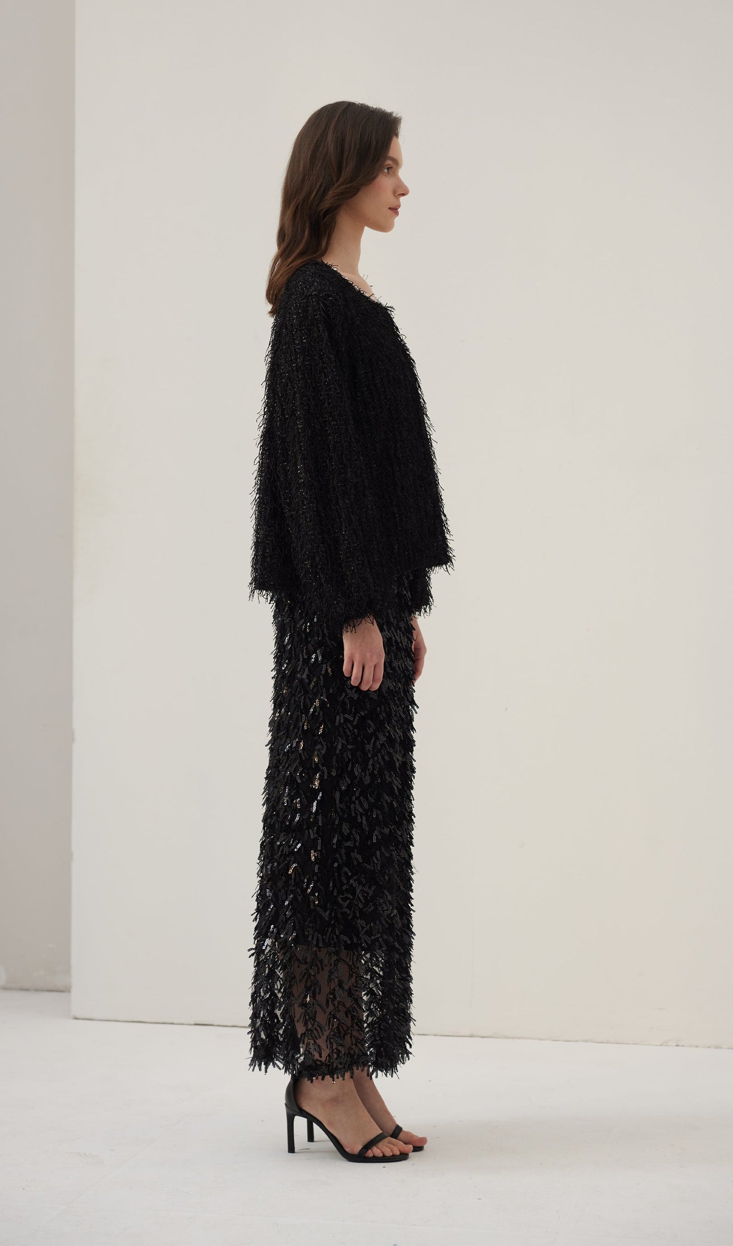 Siyah Tüylü Midi Etek