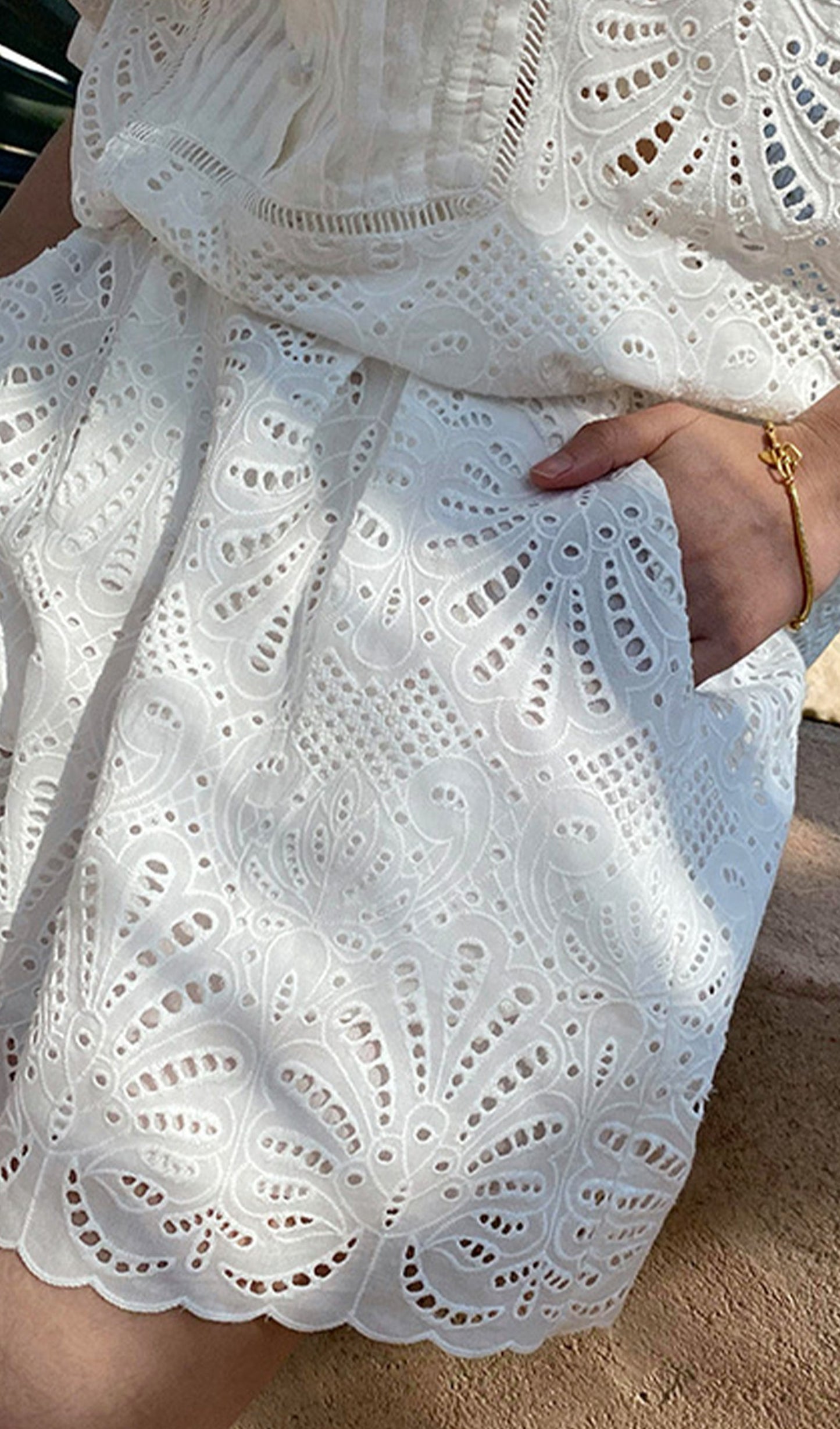 İçi Boş Kısa İki Parçalı Takımlar