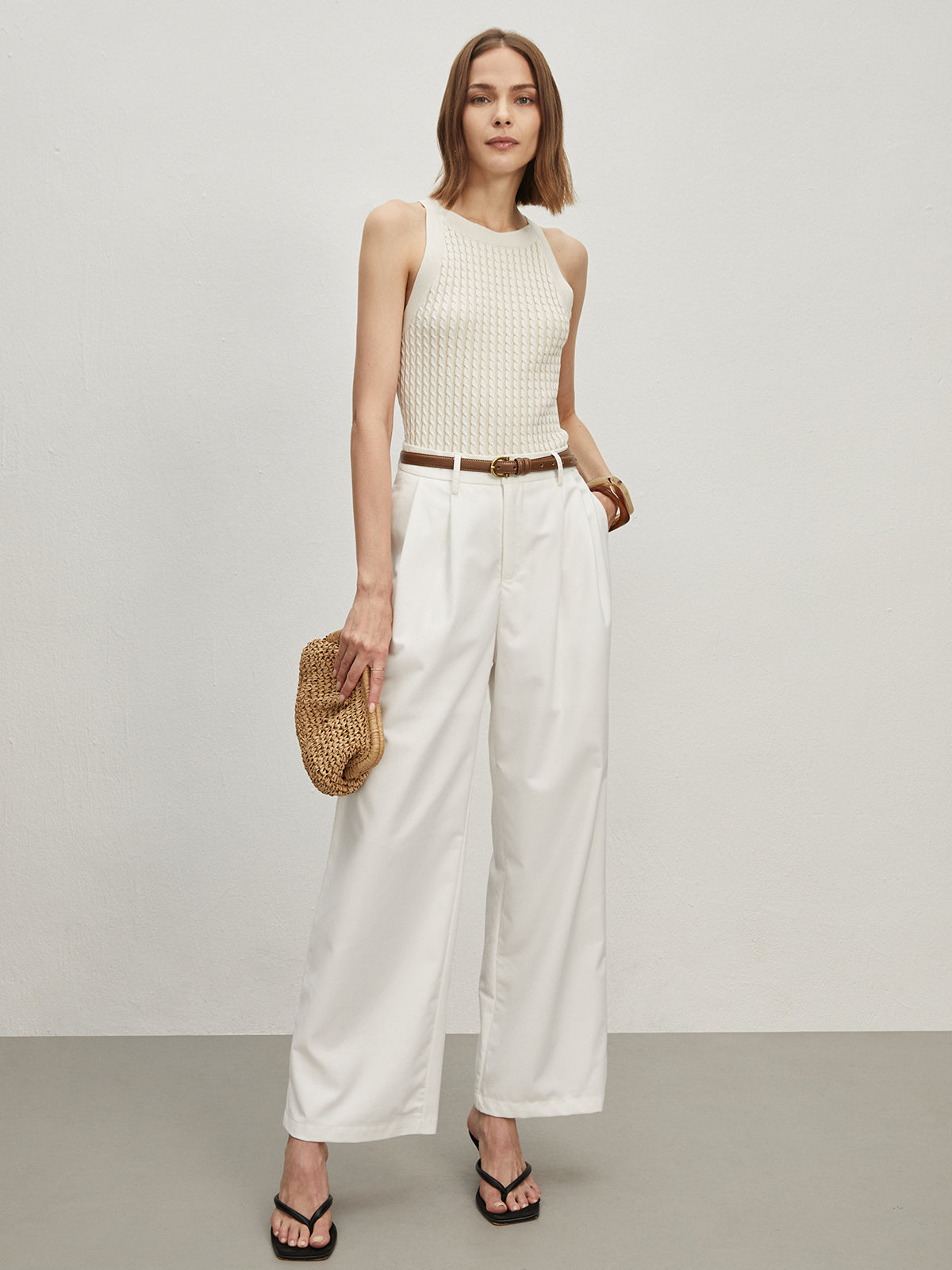 Gładki dzianinowy top z okrągłym dekoltem