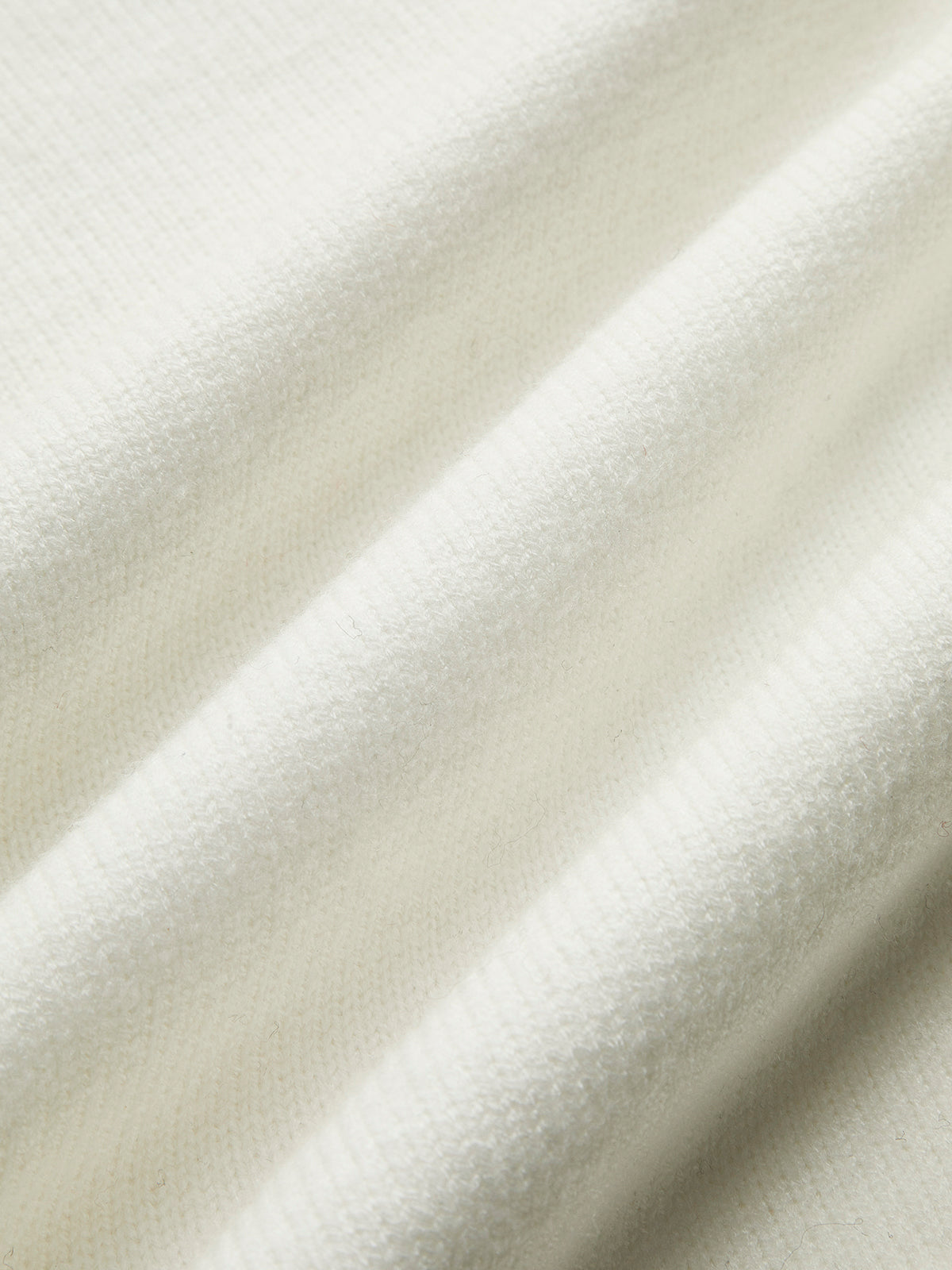 Sweter z dzianiny w kwiaty