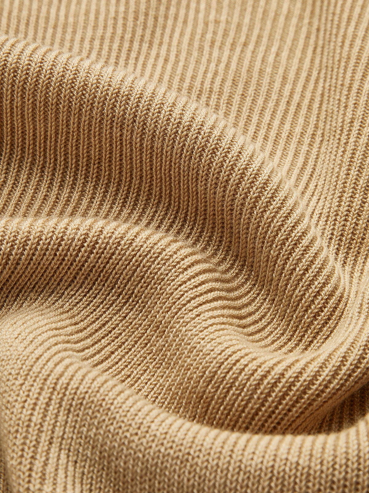 Sweter z golfem o wysokiej elastyczności