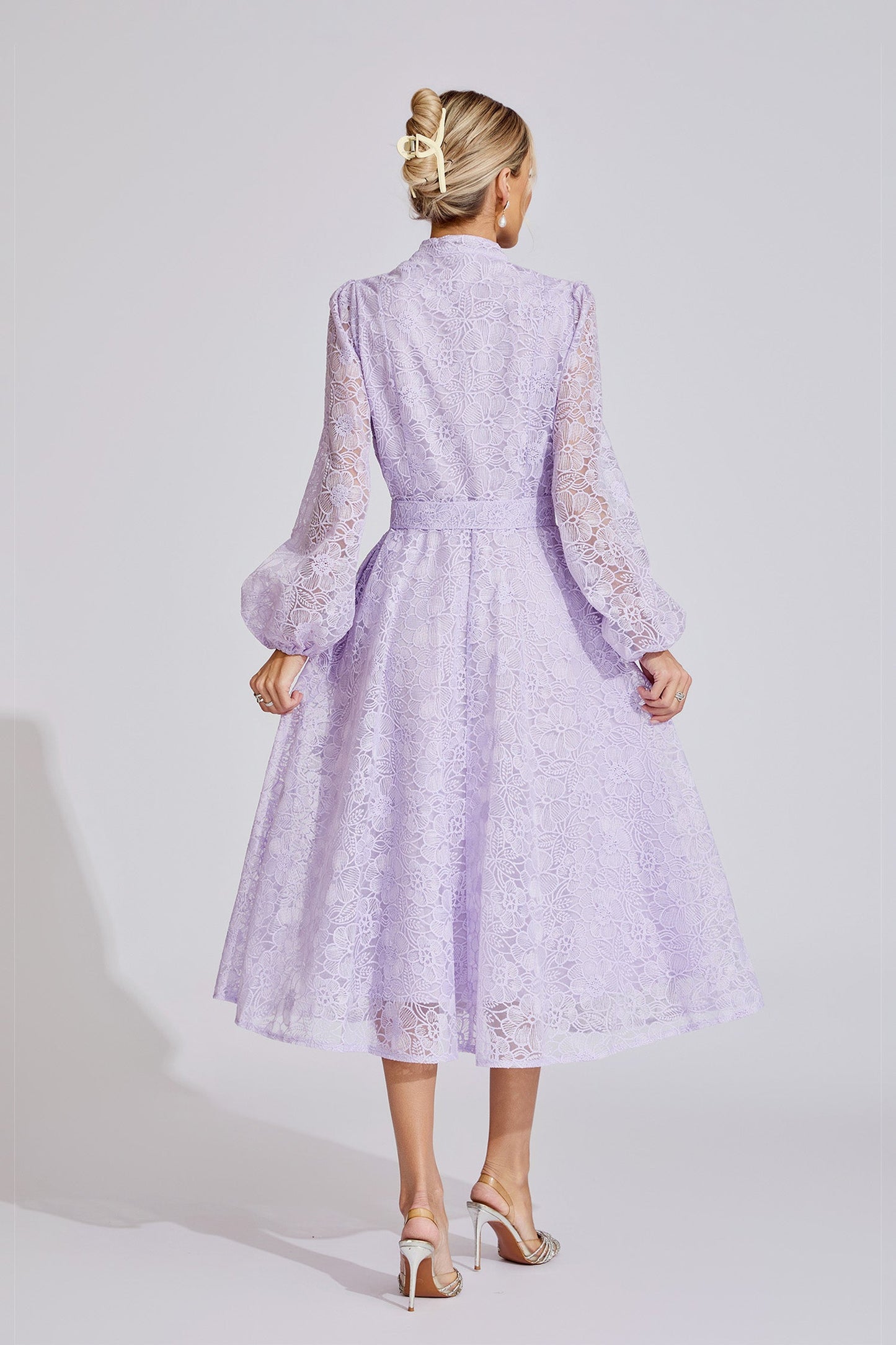 Sukienka midi z haftowanej koronki Liliane