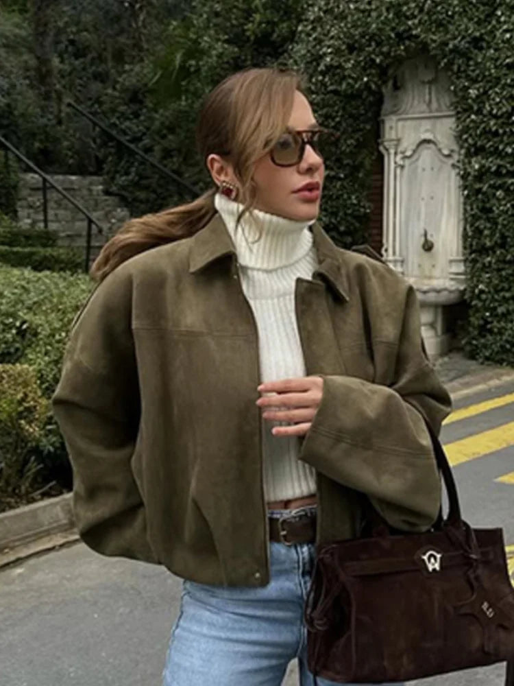 Dwurzędowa kurtka sezonowa z efektem zamszu