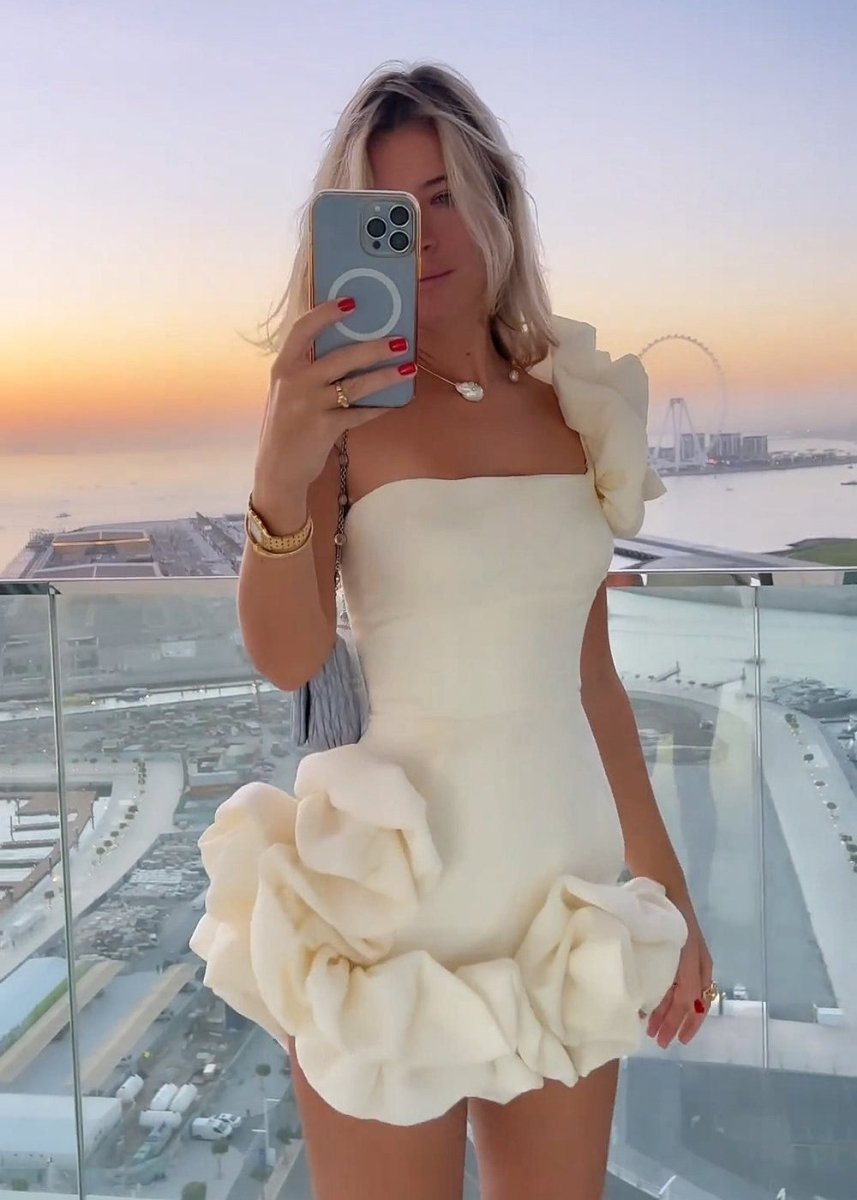 Ireka Fırfırlı Straplez Bodycon Mini Elbisesi