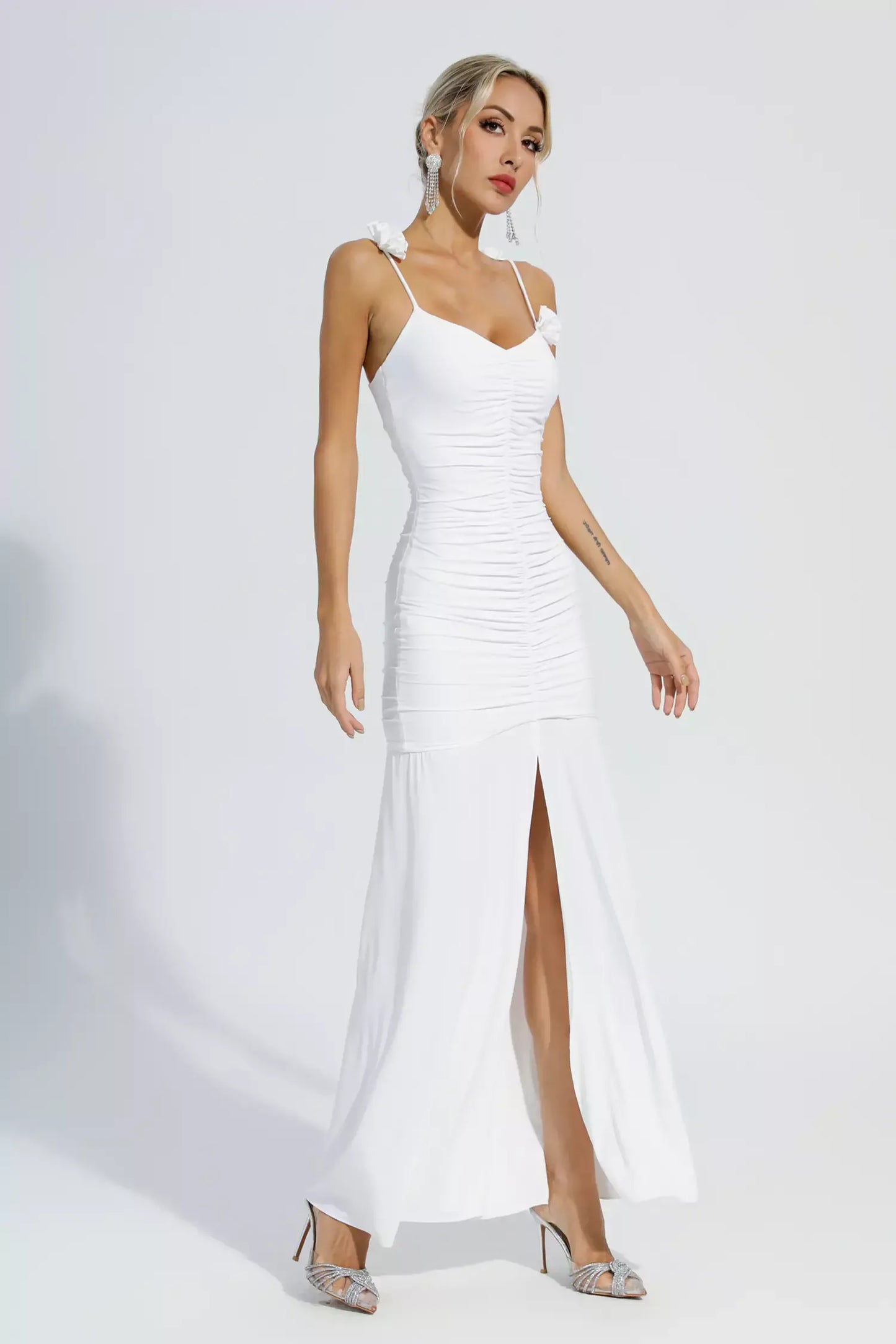 Isla Çiçek Yapraklı Askılı Maxi Elbise