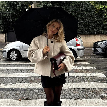 Tanith Ekru Yün Kısa Kaban