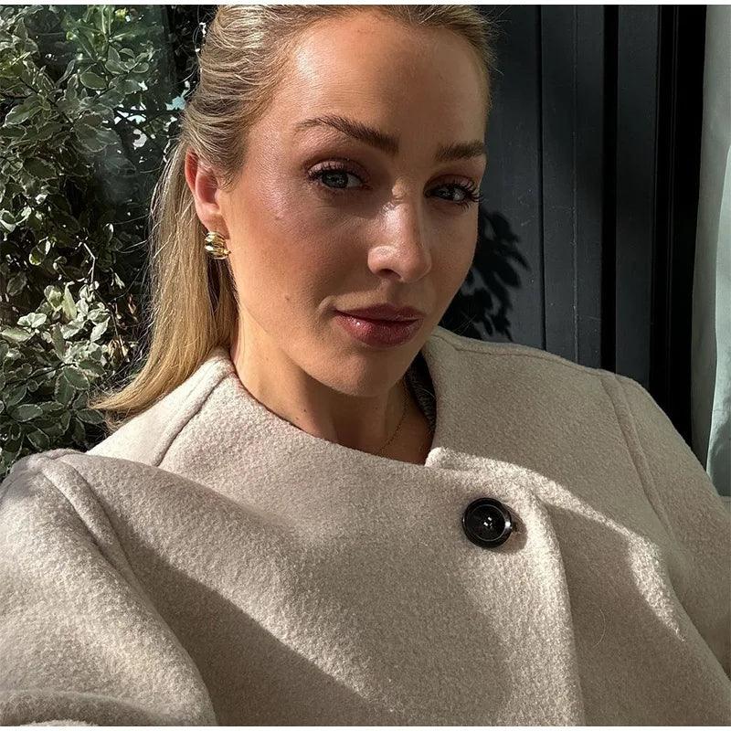 Tanith Ekru Yün Kısa Kaban