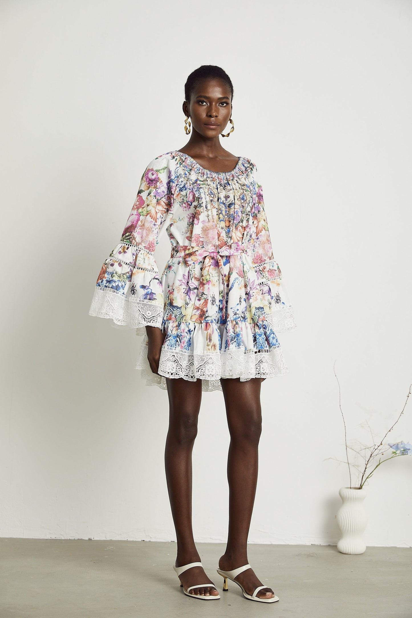 Bérénice Çiçek Desenli Dantelli Mini Elbise
