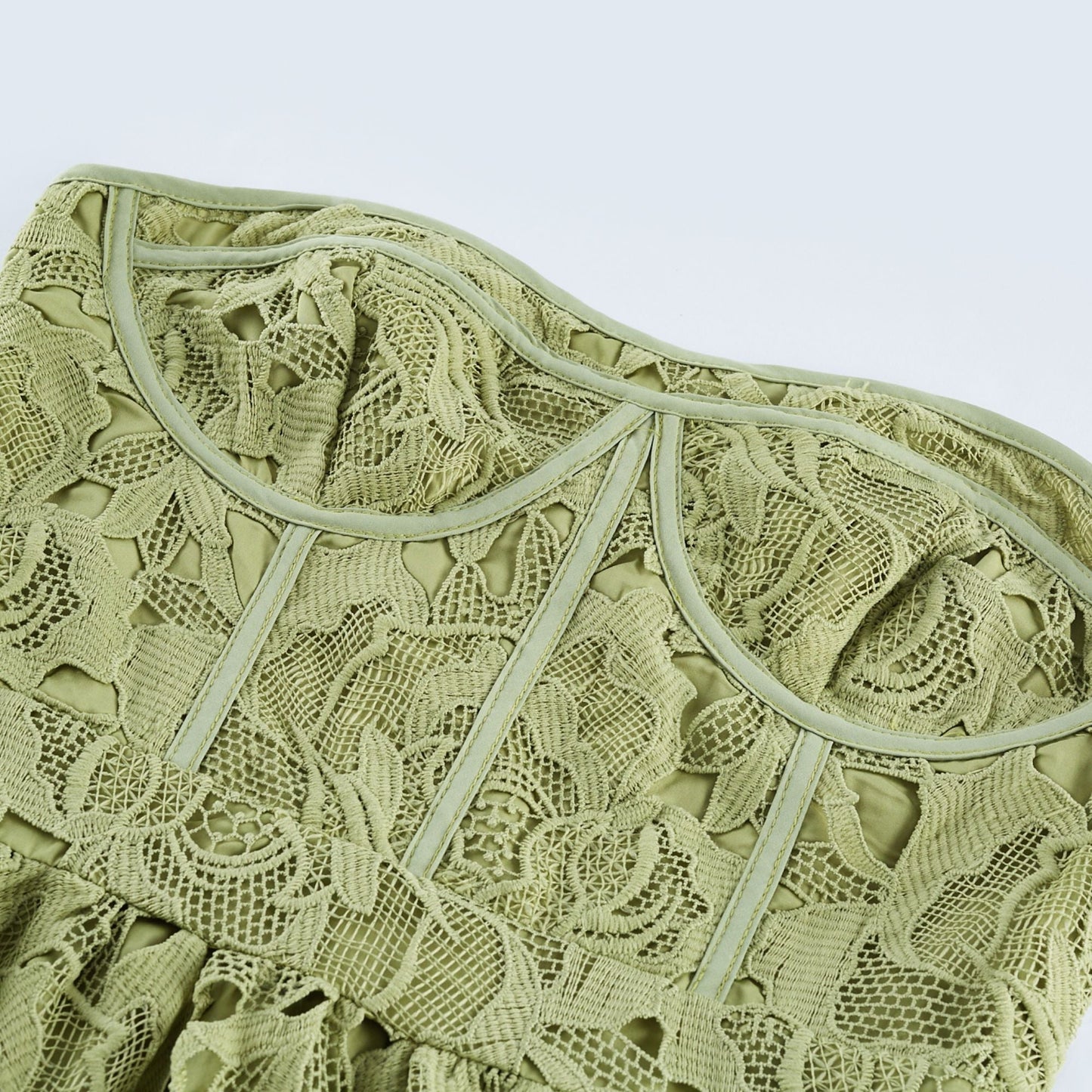 Inès Dantel Cut-Out Midi Elbise