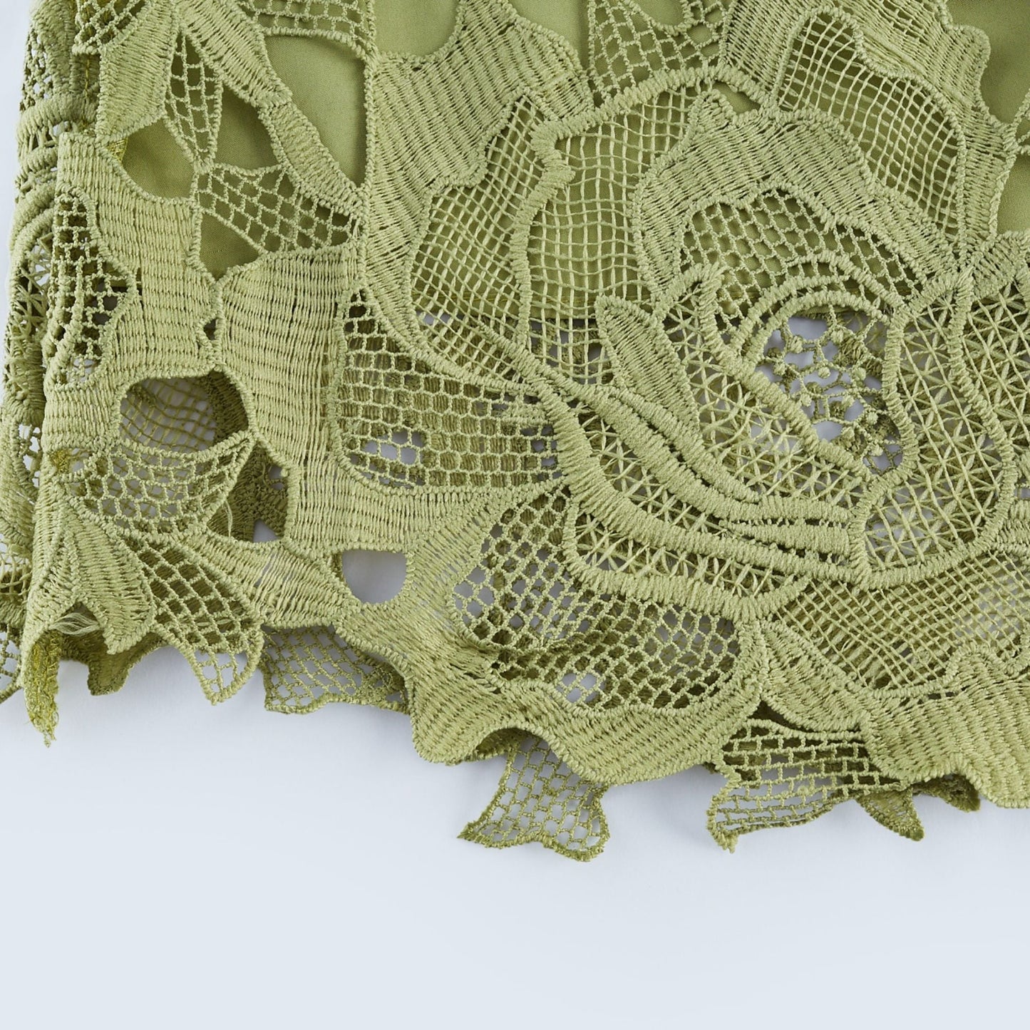 Inès Dantel Cut-Out Midi Elbise