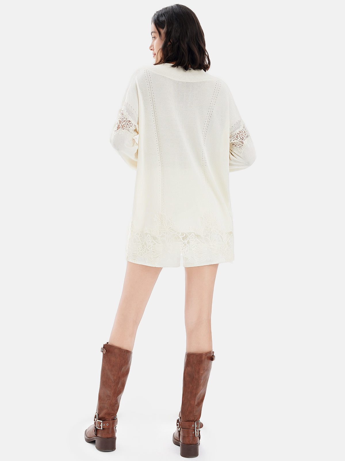 Sweter szydełkowy z koronką