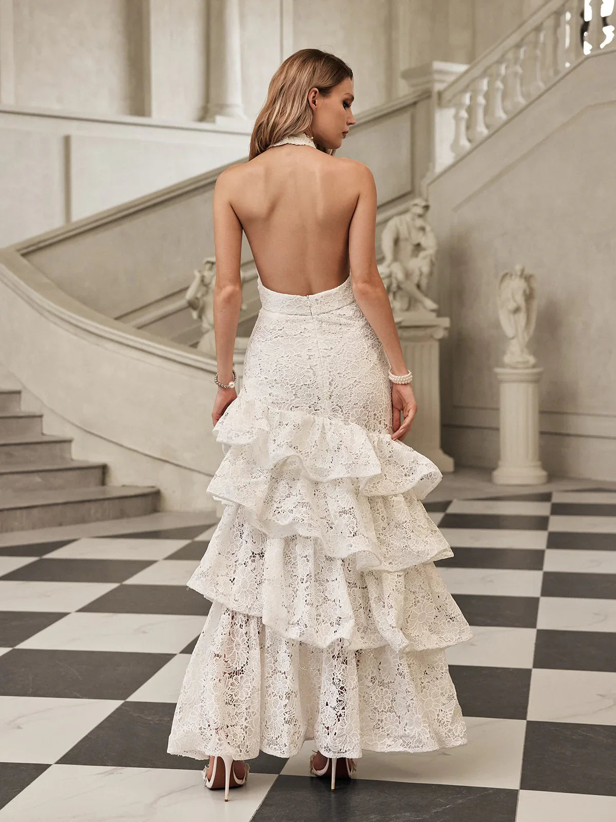 Sukienka maxi Valencia z falbaną i koronką typu halter