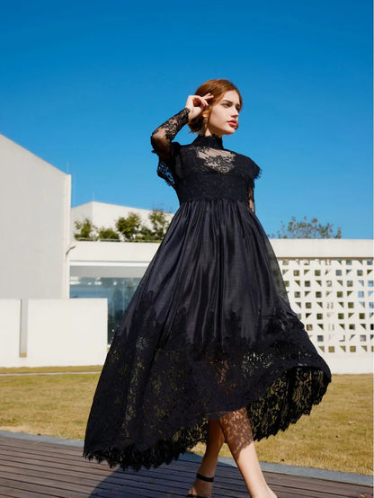 Uzun Kollu Dantel Fit ve Flare Midi Elbise Siyah