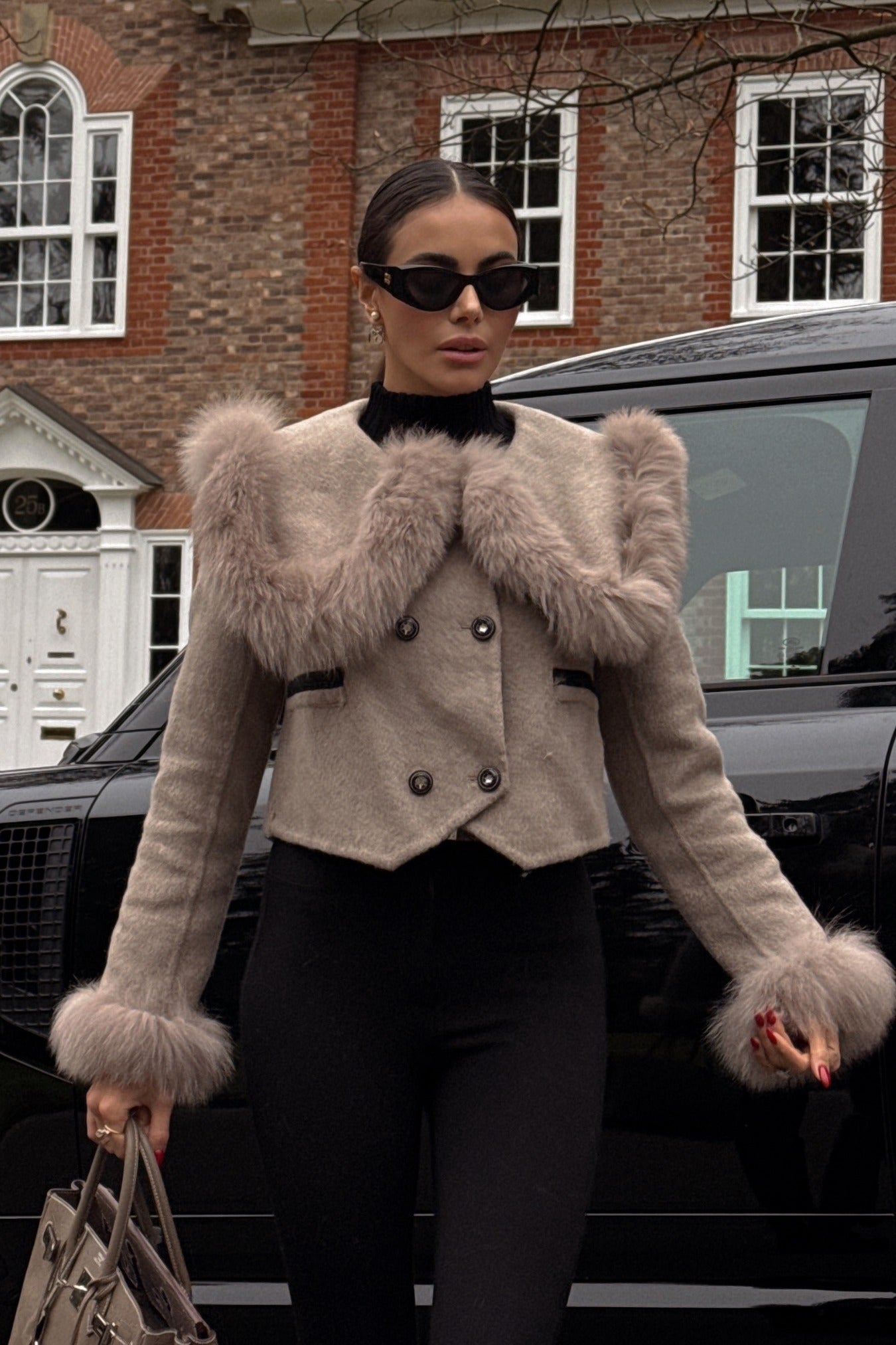 Devi Kürk Yakalı Kısa Kaban-Kahverengi