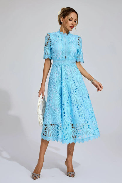 Kesik Dantelli Midi Elbise