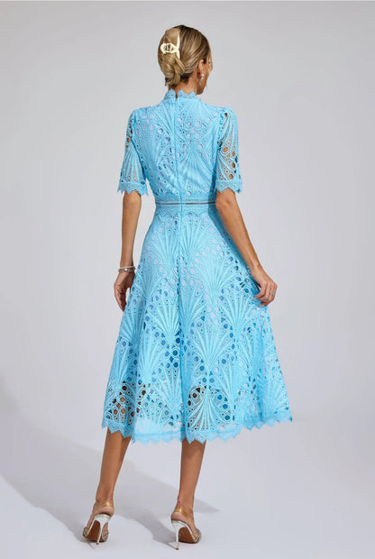 Kesik Dantelli Midi Elbise