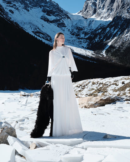 Guinevere Beyaz Pelerin Maxi Elbise