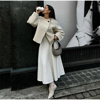 Tanith Ekru Yün Kısa Kaban