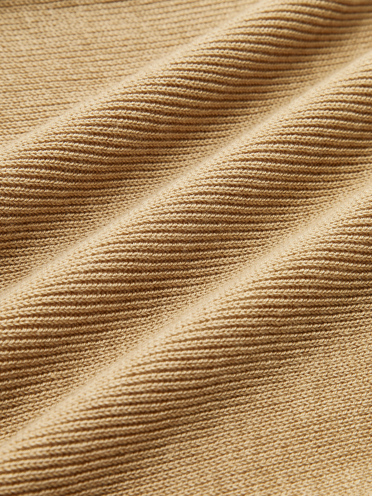 Sweter z golfem o wysokiej elastyczności