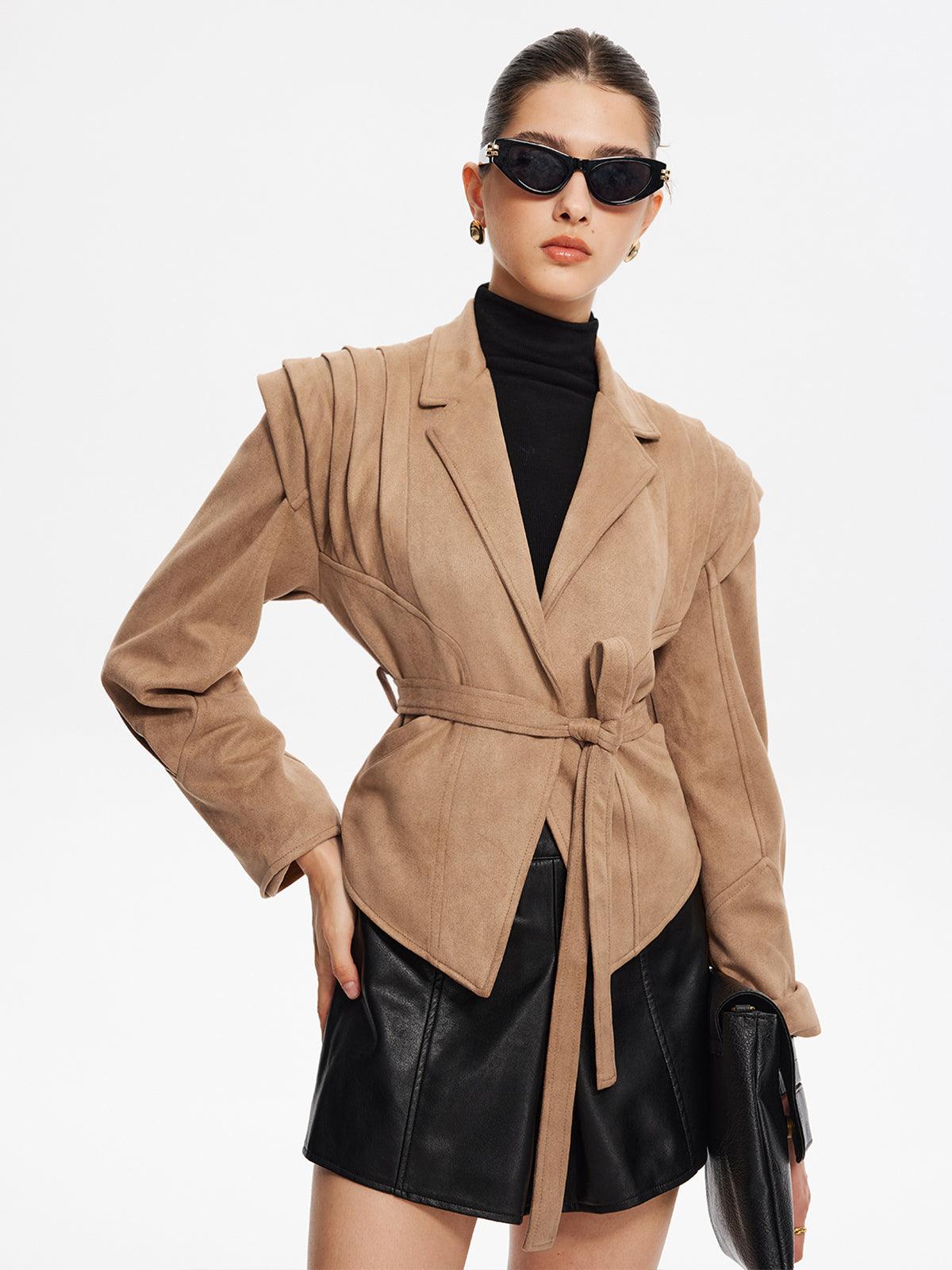 Sculpted Elegance Süet Trençkot