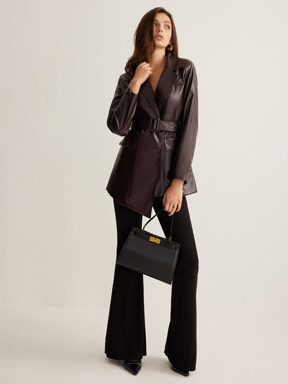 Elegancka marynarka z paskiem w rozmiarze miseczki 