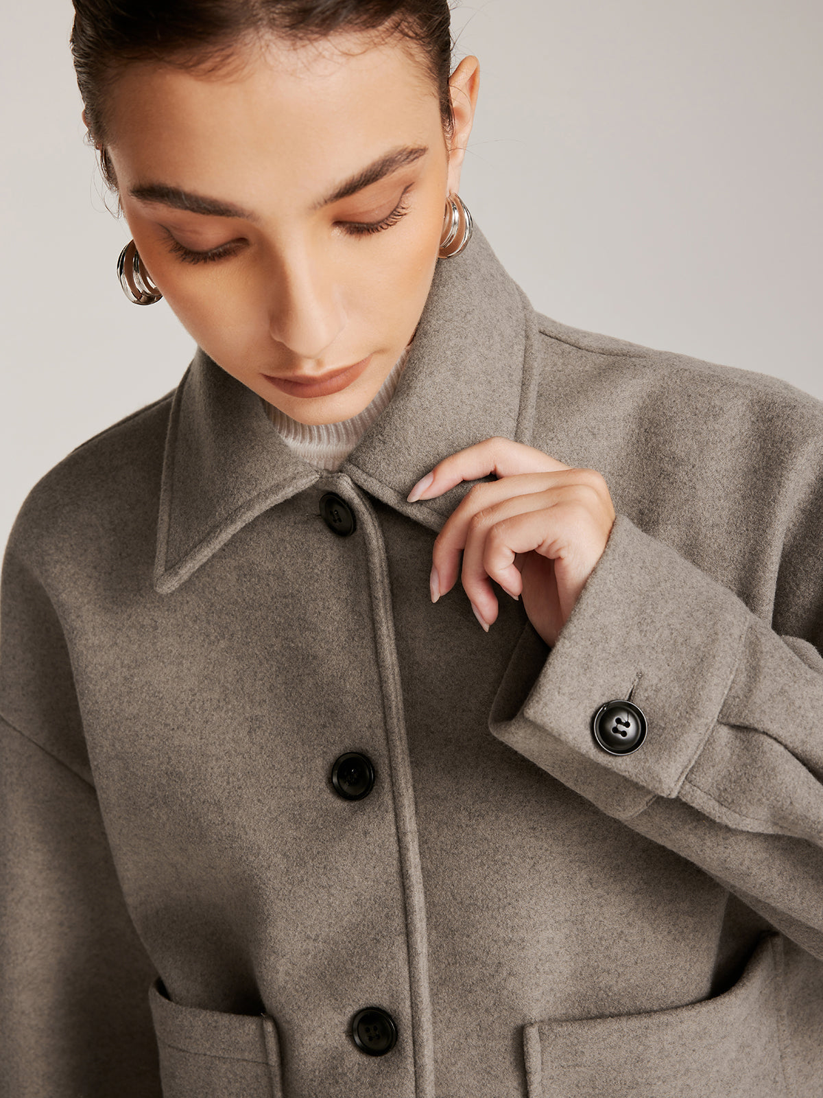 Göğüslü Vardiyalı Polo Kısa Kaban