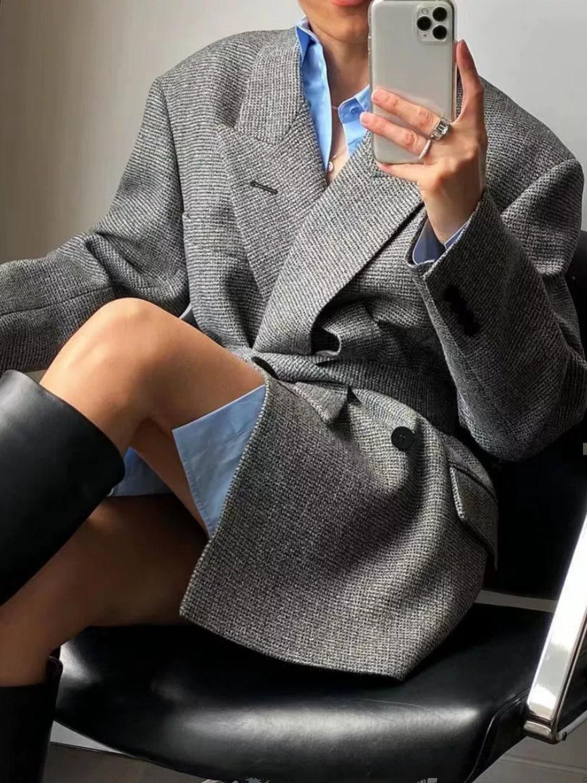 Klasyczna marynarka oversize w pepitkę