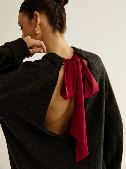 Büyük Boy Açık Sırtlı Bağcıklı Kazak