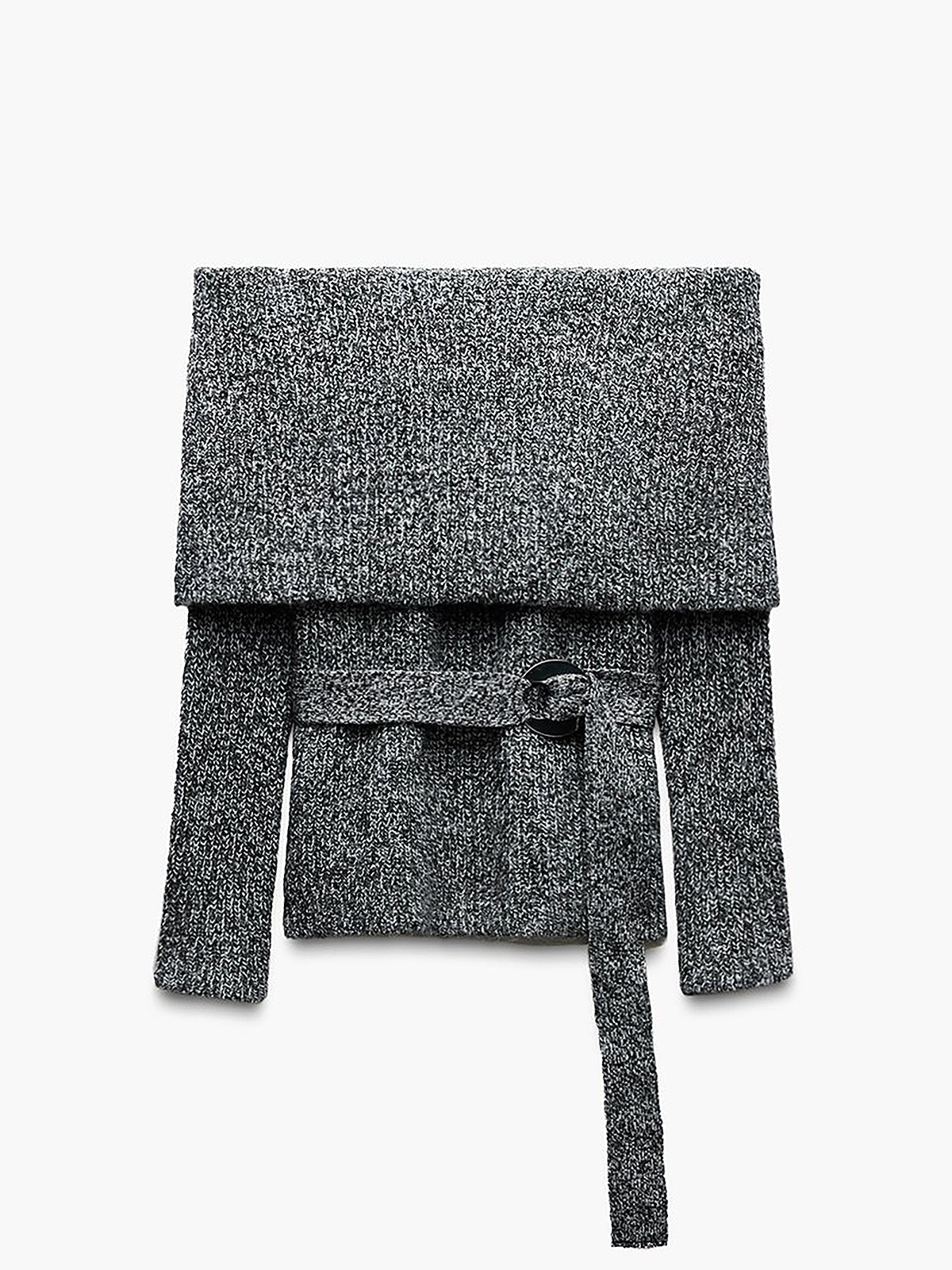 Sweter z odkrytymi ramionami i paskiem