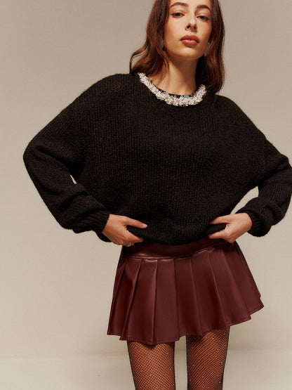 Wygodny sweter z ozdobnymi kryształkami