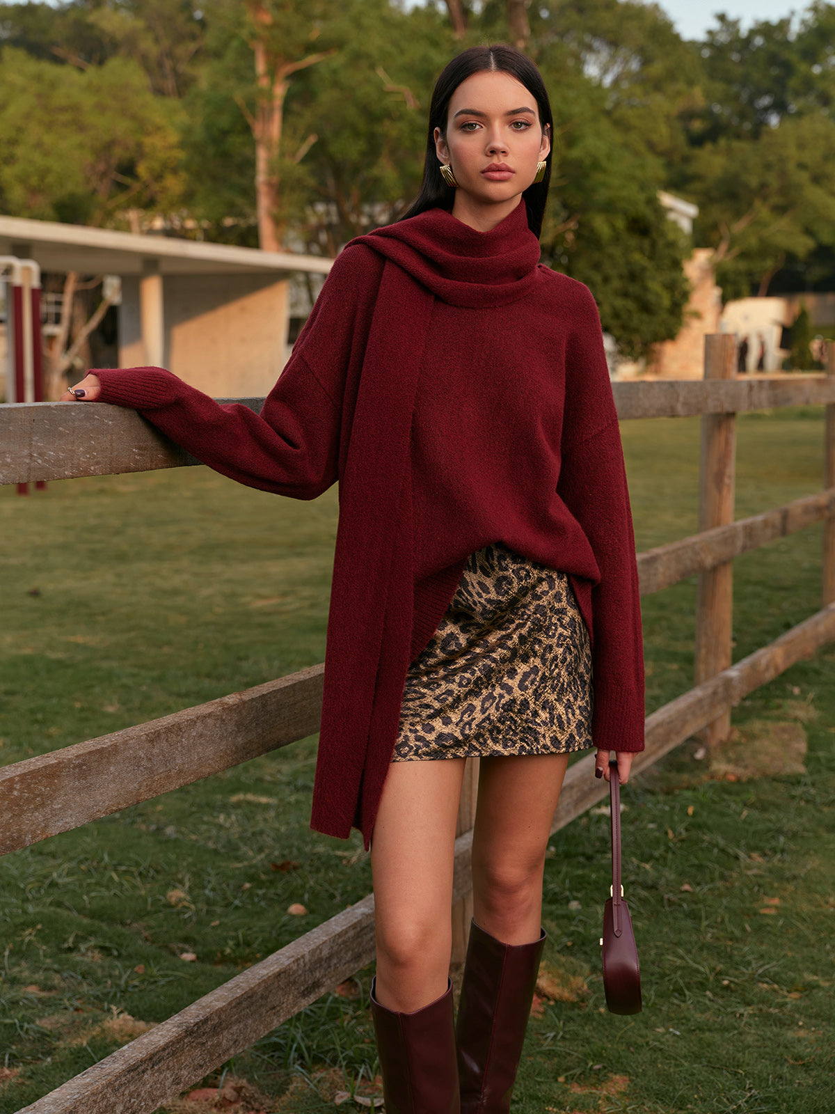 Prosty sweter typu shift i pasujący szalik