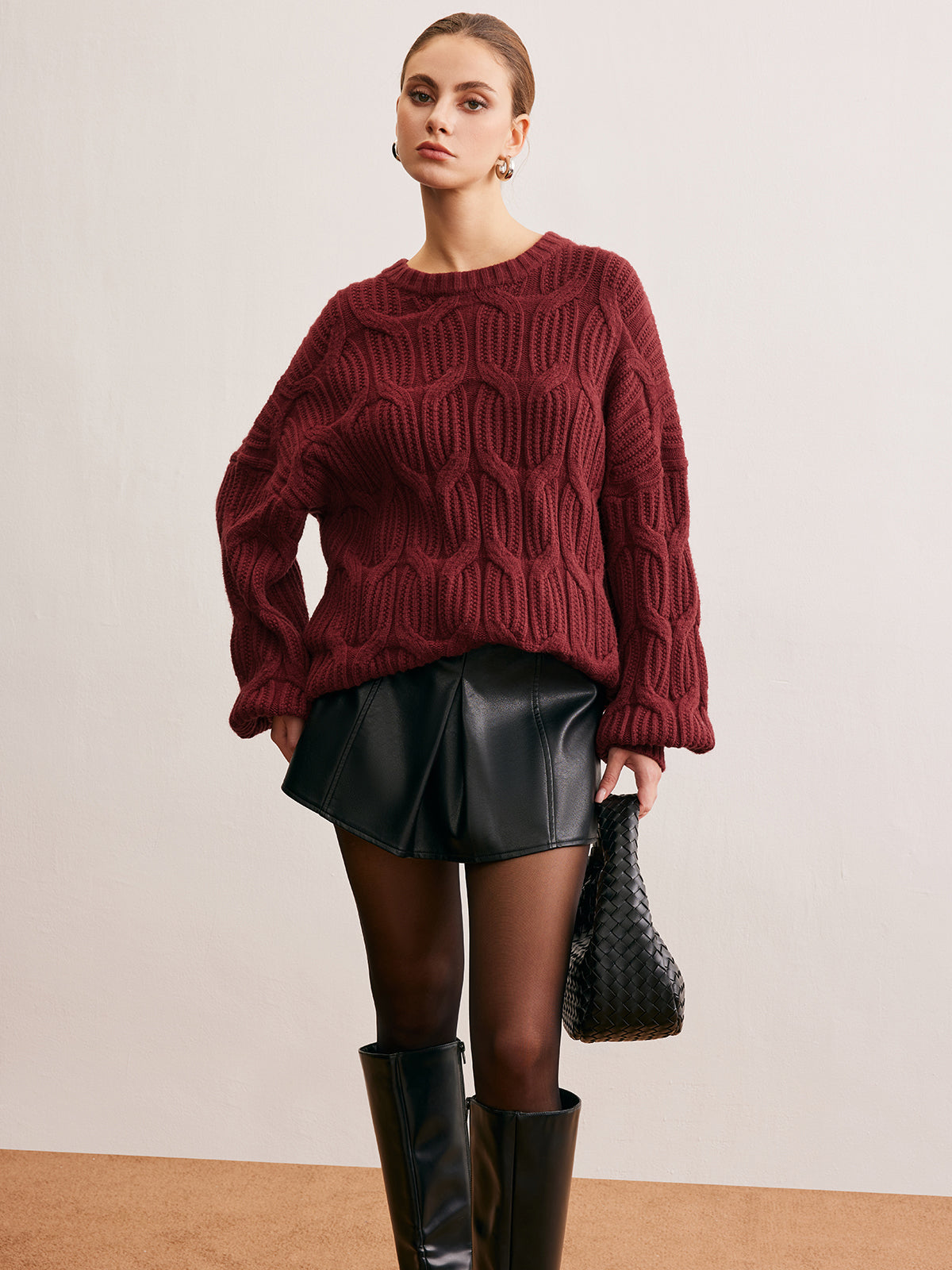 Prosty sweter drapowany