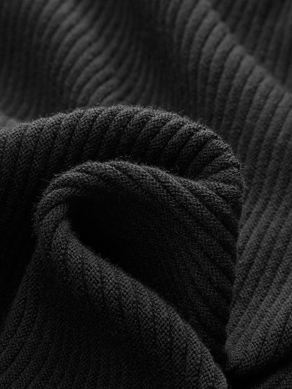 Cienki sweter z bufiastymi rękawami