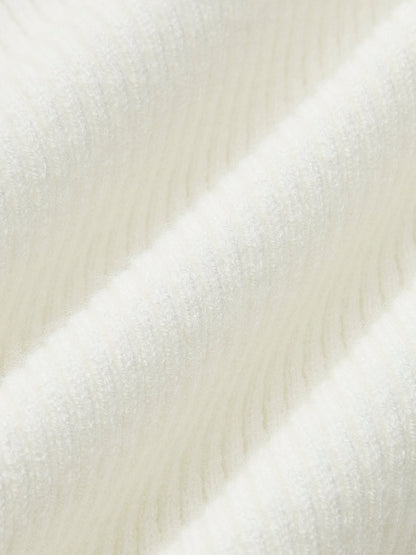 Krótki sweterek żebrowany z wycięciem na ramionach