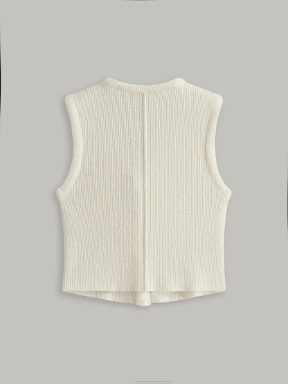 Sweter-kamizelka zapinany z przodu na guziki