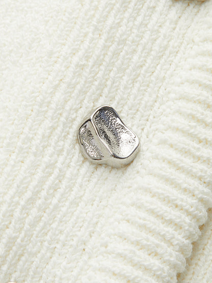 Sweter-kamizelka zapinany z przodu na guziki