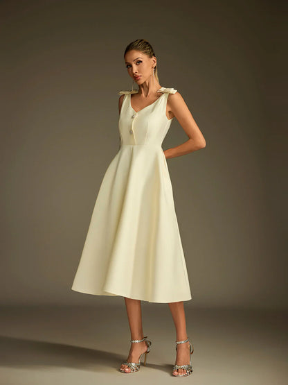 Sukienka midi Colette z satyny z rozkloszowaną nogawką 