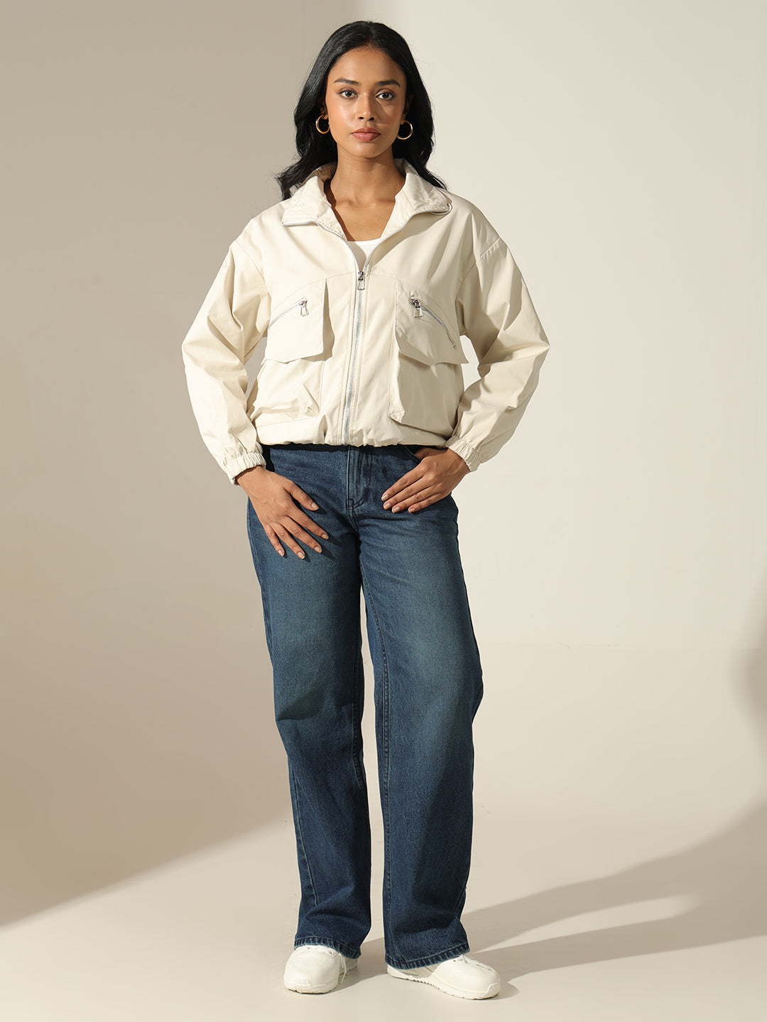 Willa Önü Fermuarlı Bomber Mont