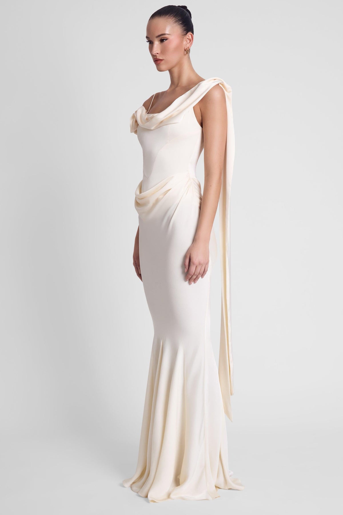 Celine Drapeli Saten Maxi Elbise