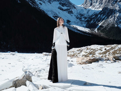Guinevere Beyaz Pelerin Maxi Elbise