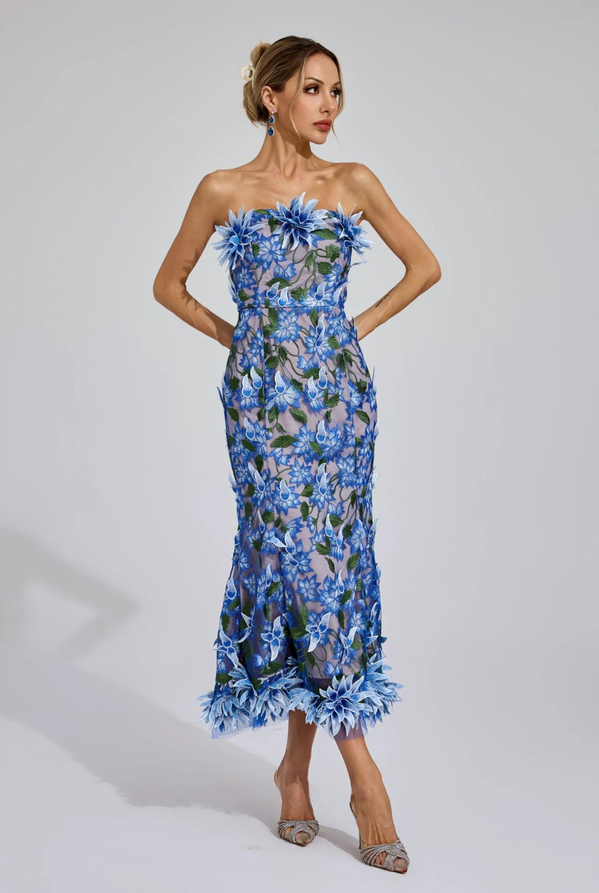 Rosalia 3D Çiçek  Dantel Midi Elbise