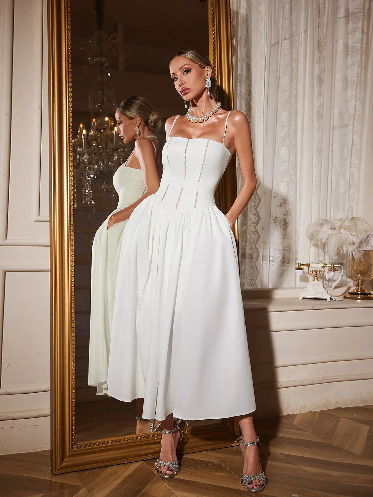 Sukienka midi Amelie z gorsetem i rozkloszowaną spódnicą 